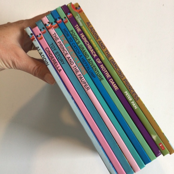 10 Vintage Disney books - Picture 3 of 3